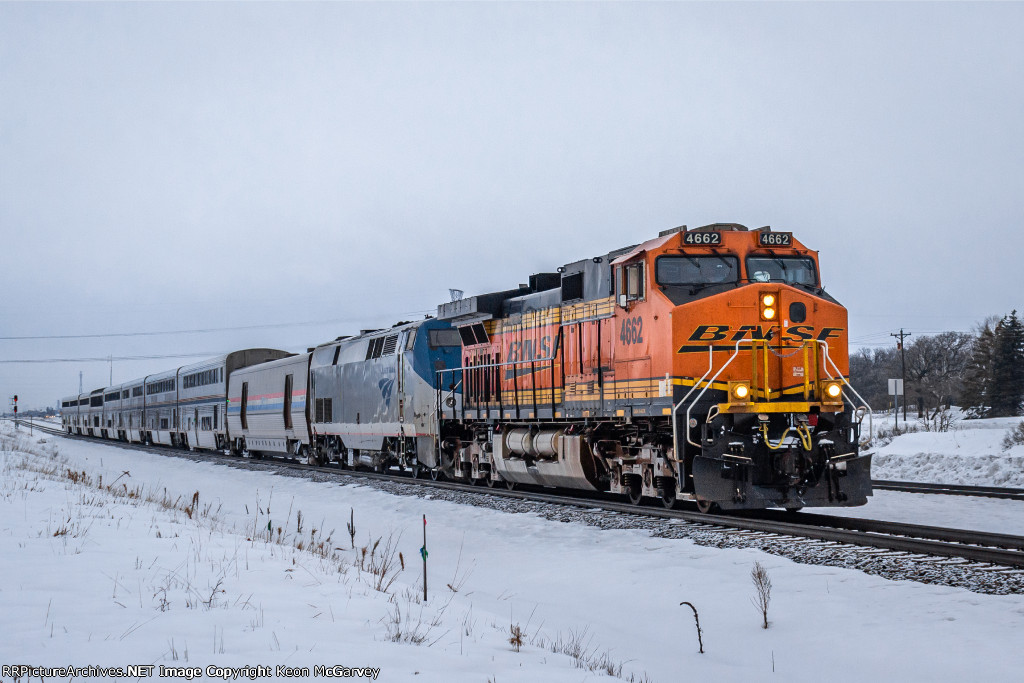 BNSF 4662 EAST